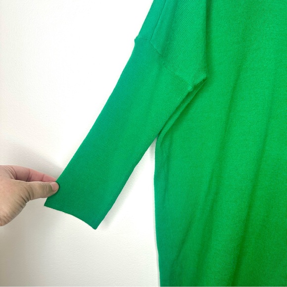 Anthropologie Moth Merino Wool Vibrant Green Sweater Size XS Oversized - Picture 3 of 7